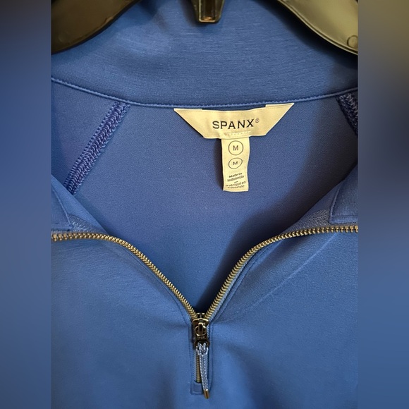 NWOT SPANX AirEssentials Cerulean Blue Quarter Zip Pullover, Size Medium - Picture 11 of 16